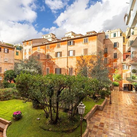Apartament Saturno In Trevi Rzym Zewnętrze zdjęcie